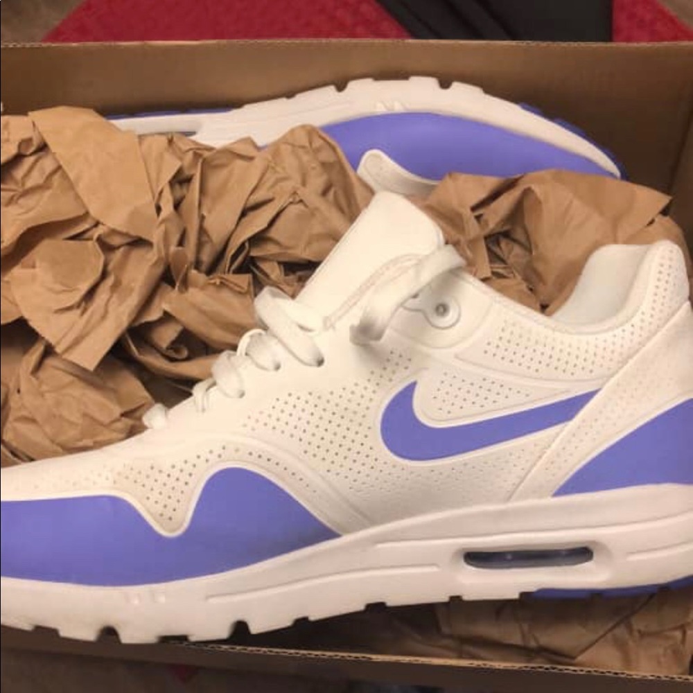 Nike air max